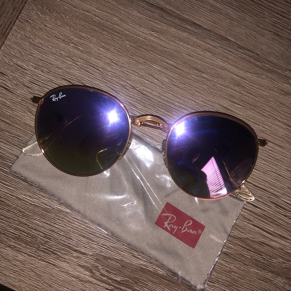 ***FINAL PRICE*** Purple tint Ray ban sunglasses